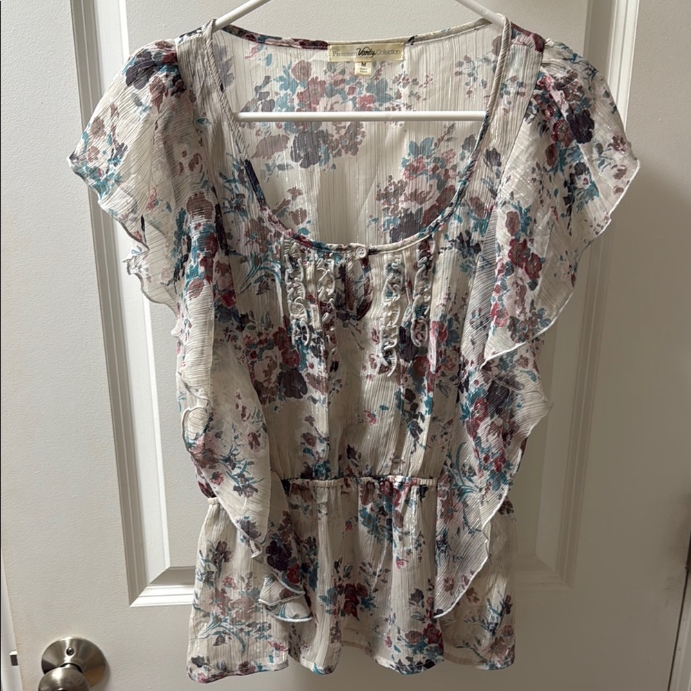 Vanity White Flutter Sleeve Peplum Blouse